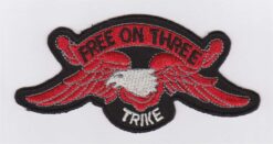 Trike Free sur trois patchs thermocollants en tissu