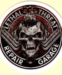 Aufkleber „Lethal Threat Repair Garage“.